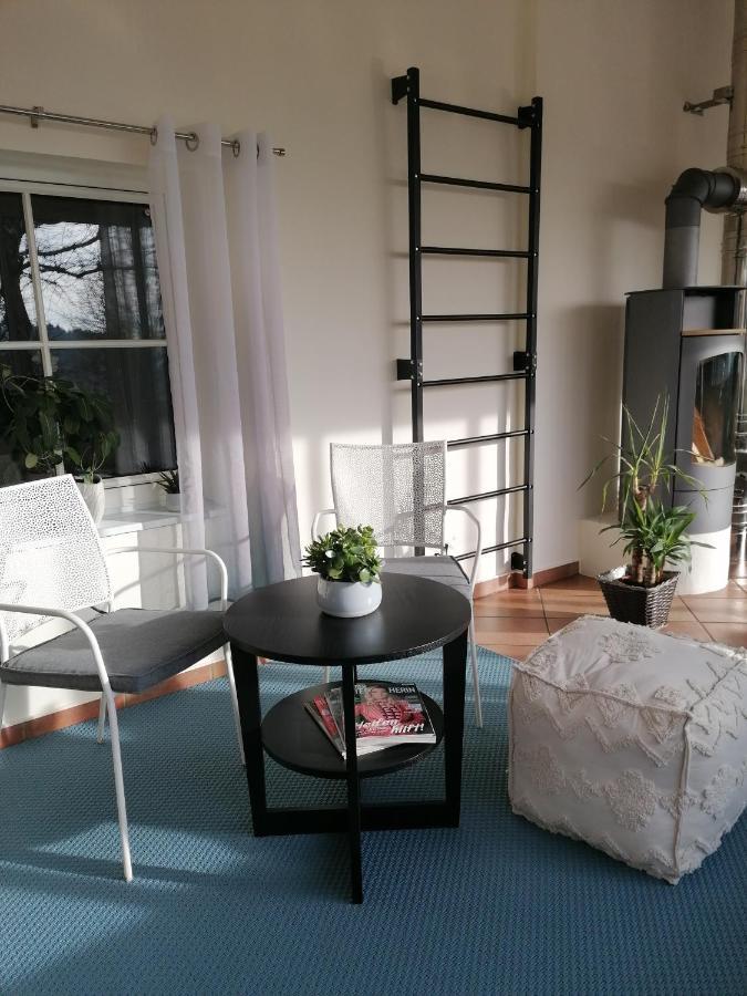 Ferienwohnung Schuhmann Mit Wintergarten Und Garten Therme Aquapulco Und Ikuna Erlebnispark, Zoo Schmiding 20 Min Mit Auto Entfernt Ab 3 Naechte Buchbar Hinzenbach Kültér fotó