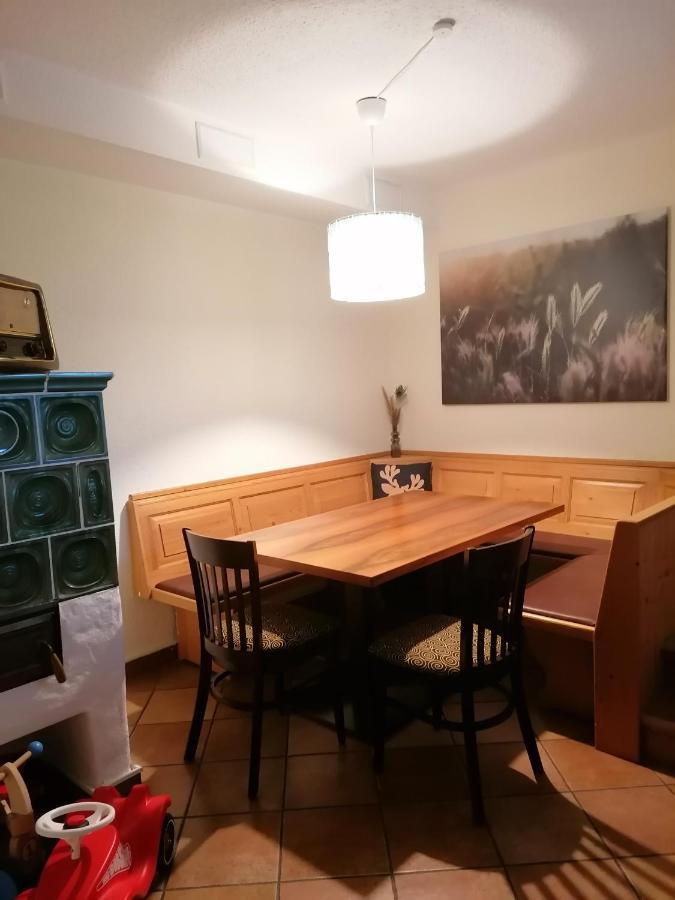Ferienwohnung Schuhmann Mit Wintergarten Und Garten Therme Aquapulco Und Ikuna Erlebnispark, Zoo Schmiding 20 Min Mit Auto Entfernt Ab 3 Naechte Buchbar Hinzenbach Kültér fotó